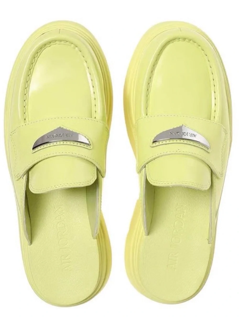 Nike reposhing this